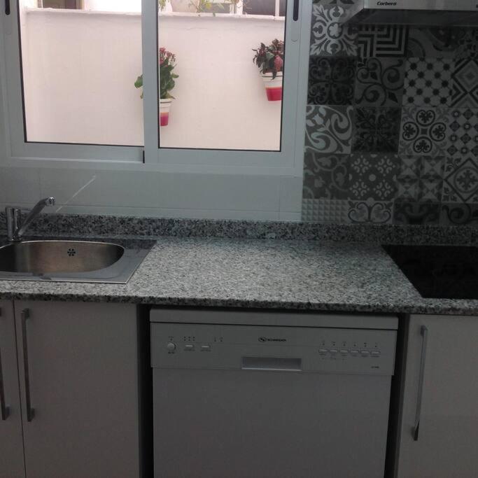 Oceanografico, Playa, Puerto Juanjo Apartment บาเลนเซีย ภายนอก รูปภาพ